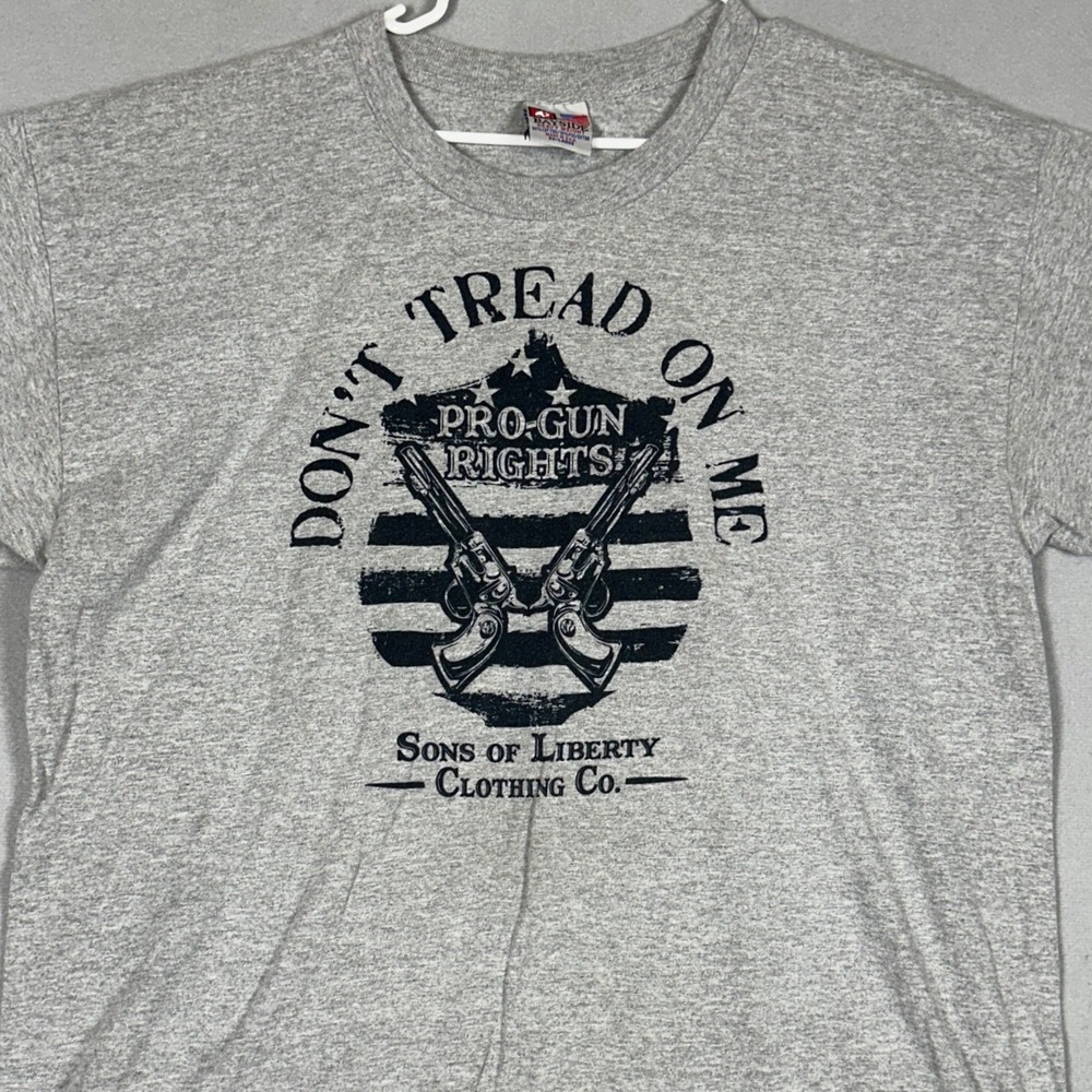 Vintage Bayside T-Shirt Mens 2XL Grey Graphic Tee Patriotic Crewneck Made In USA
